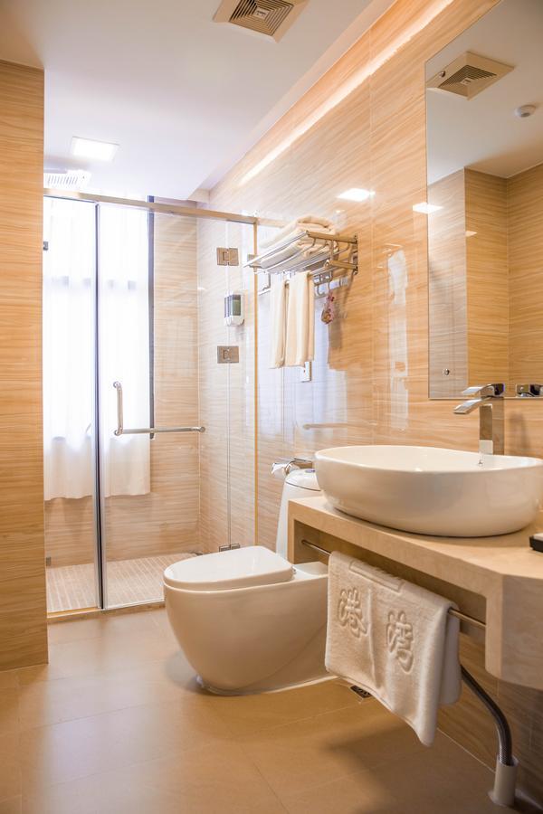 גואנגג'ואו The Harbour Hotel מראה חיצוני תמונה